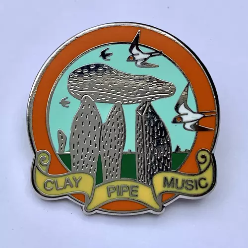 Clay Pipe badge No11