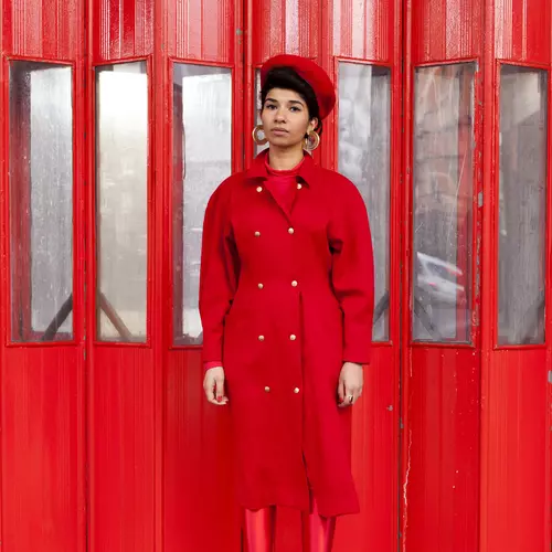 Throwing Shade feat. Emily Bee - Honeytrap